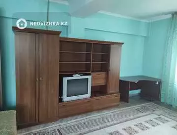 2-комнатная квартира, этаж 1 из 4, 58 м², на длительный срок