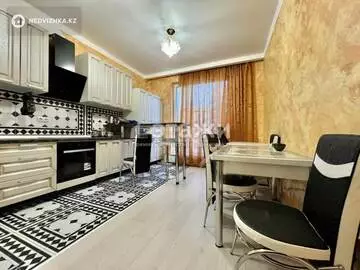 2-комнатная квартира, этаж 12 из 15, 55 м², на длительный срок