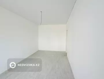 3-комнатная квартира, этаж 1 из 5, 74 м²