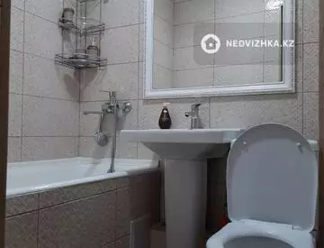 2-комнатная квартира, этаж 5 из 12, 45 м², посуточно