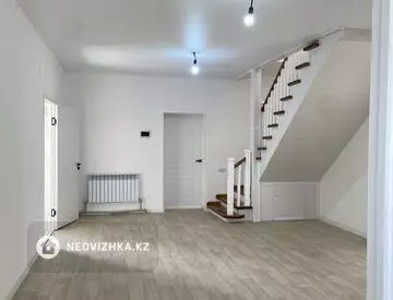 300 м², 9-комнатный дом, 6 соток, 300 м², изображение - 2