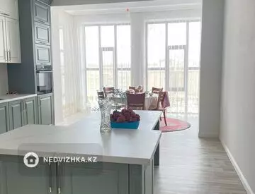 252 м², 18-комнатный дом, 8 соток, 252 м², изображение - 0