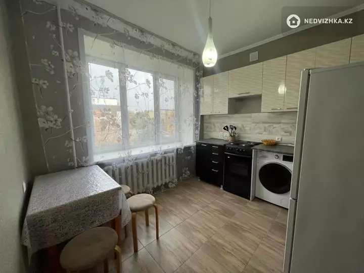 60 м², 2-комнатная квартира, этаж 4 из 5, 60 м², на длительный срок, изображение - 1