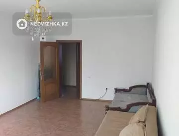 2-комнатная квартира, этаж 6 из 10, 80 м²