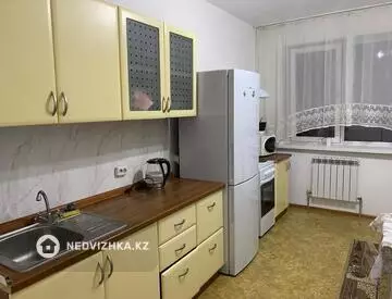 2-комнатная квартира, этаж 7 из 17, 68 м², на длительный срок