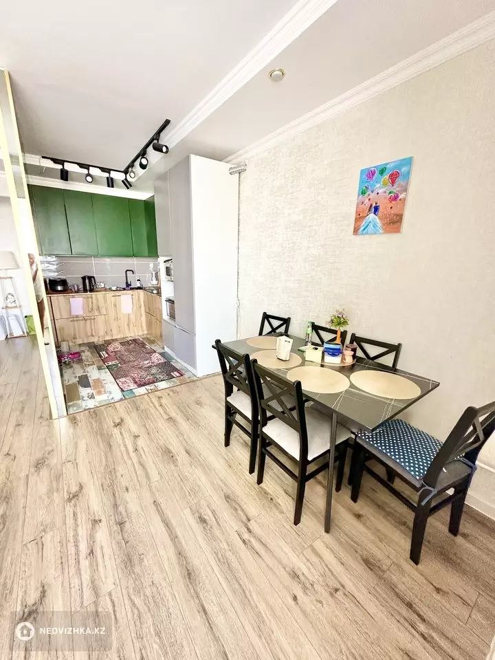 80 м², 2-комнатная квартира, этаж 5 из 6, 80 м², изображение - 1