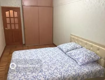 2-комнатная квартира, этаж 2 из 9, 50 м², посуточно