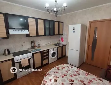 38 м², 1-комнатная квартира, этаж 4 из 12, 38 м², посуточно, изображение - 5