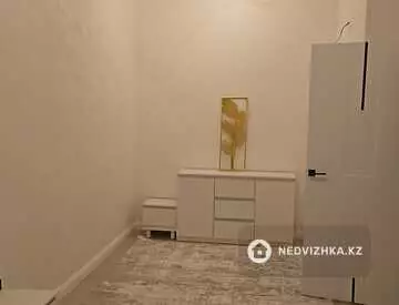 2-комнатная квартира, этаж 3 из 9, 50 м²