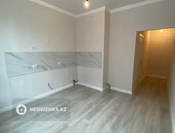 1-комнатная квартира, этаж 5 из 12, 39 м²