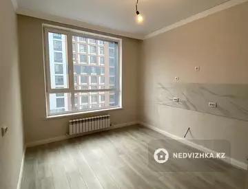 1-комнатная квартира, этаж 5 из 12, 39 м²