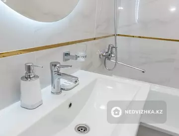 45 м², 2-комнатная квартира, этаж 10 из 17, 45 м², посуточно, изображение - 19