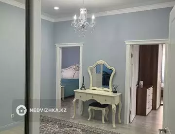 3-комнатная квартира, этаж 5 из 9, 94 м²