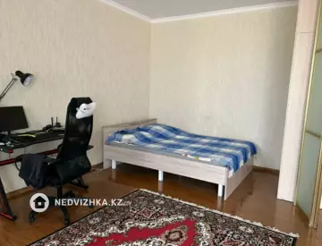 1-комнатная квартира, этаж 4 из 15, 44 м²