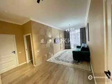 2-комнатная квартира, этаж 8 из 10, 61 м²