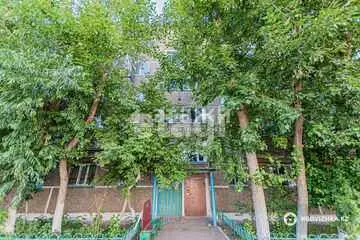 3-комнатная квартира, этаж 1 из 5, 60 м²