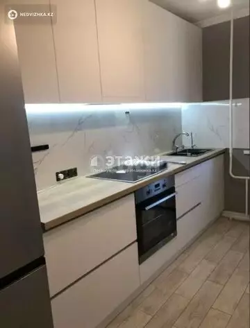 3-комнатная квартира, этаж 2 из 9, 77 м²