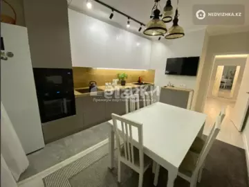 4-комнатная квартира, этаж 6 из 13, 123 м²
