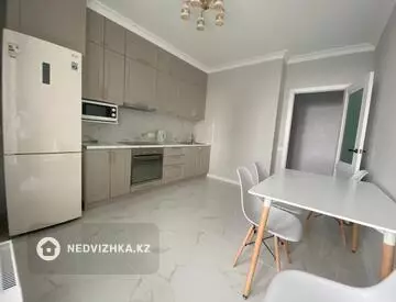 70 м², 2-комнатная квартира, этаж 10 из 12, 70 м², на длительный срок, изображение - 5