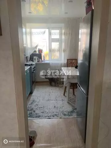 3-комнатная квартира, этаж 6 из 9, 60 м²