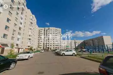 3-комнатная квартира, этаж 10 из 10, 76 м²