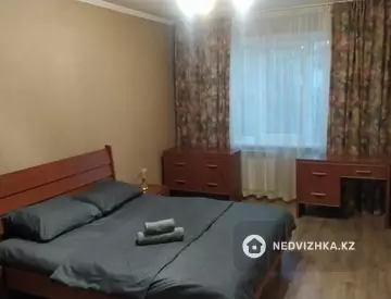 60 м², 3-комнатная квартира, этаж 2 из 5, 60 м², посуточно, изображение - 1