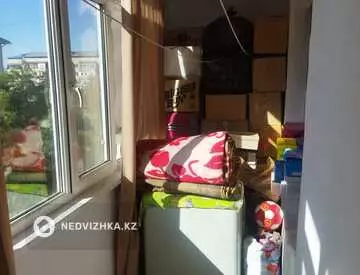 2-комнатная квартира, этаж 3 из 5, 40 м²