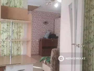 2-комнатная квартира, этаж 2 из 4, 42 м²