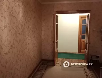 4-комнатная квартира, этаж 4 из 9, 86 м²