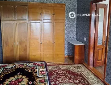 2-комнатная квартира, этаж 4 из 4, 48 м², на длительный срок