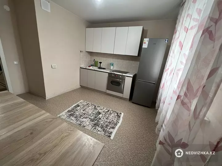 50 м², 1-комнатная квартира, этаж 4 из 9, 50 м², посуточно, изображение - 1