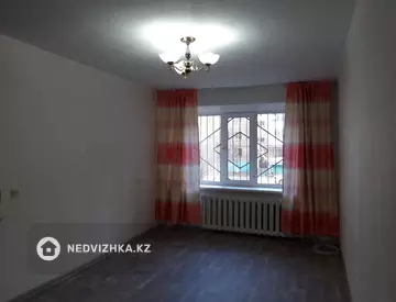 1-комнатная квартира, этаж 1 из 5, 30 м²