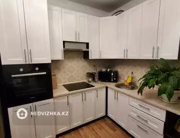 1-комнатная квартира, этаж 2 из 12, 46 м²