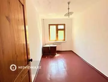 3-комнатная квартира, этаж 3 из 3, 57 м²