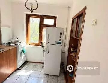 3-комнатная квартира, этаж 3 из 3, 57 м²