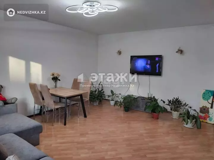 54 м², 2-комнатная квартира, этаж 2 из 9, 54 м², изображение - 1