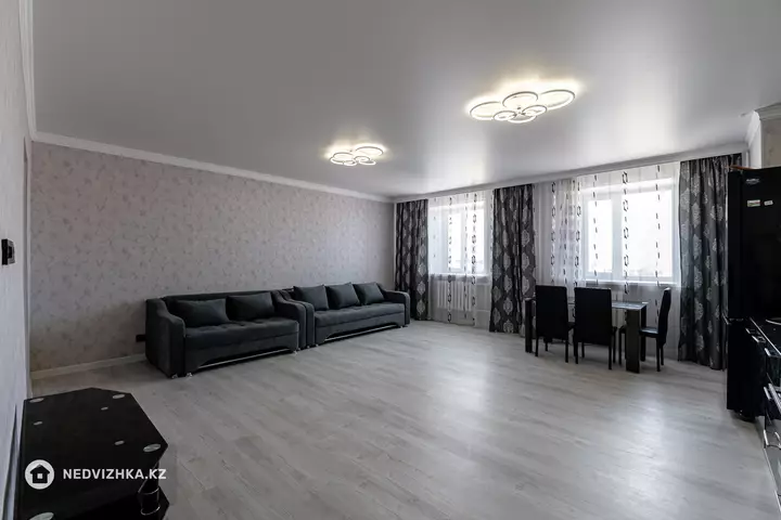 68 м², 2-комнатная квартира, этаж 12 из 12, 68 м², изображение - 1