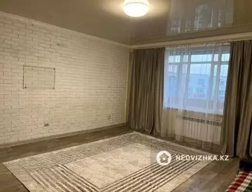 1-комнатная квартира, этаж 9 из 10, 51 м²