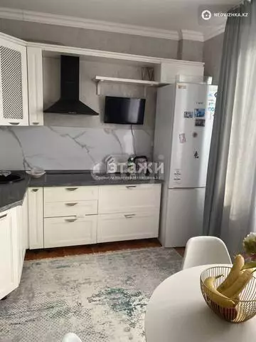 1-комнатная квартира, этаж 9 из 9, 46 м²