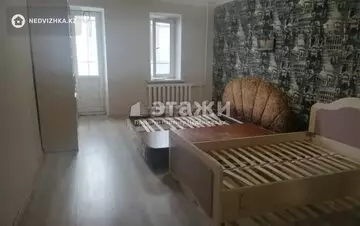 4-комнатная квартира, этаж 2 из 4, 103 м²