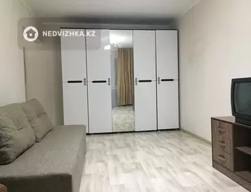 1-комнатная квартира, этаж 2 из 4, 33 м²