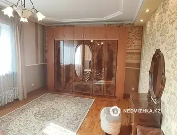 6-комнатный дом, 8 соток, 250 м²