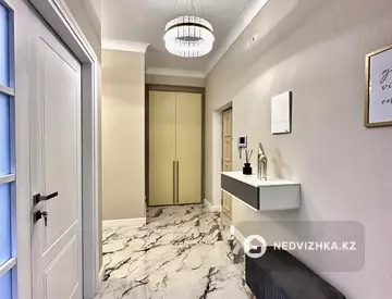 111 м², 2-комнатная квартира, этаж 3 из 5, 111 м², изображение - 13