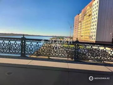 1-комнатная квартира, этаж 2 из 12, 32 м²