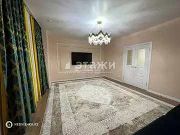3-комнатная квартира, этаж 3 из 18, 102 м²