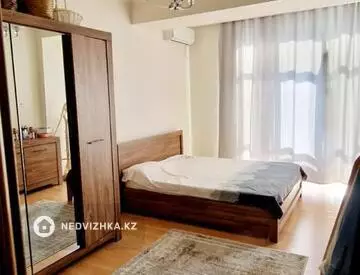 2-комнатная квартира, этаж 4 из 12, 70 м²