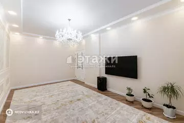 4-комнатная квартира, этаж 2 из 9, 116 м²
