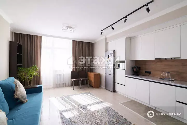 60 м², 2-комнатная квартира, этаж 9 из 9, 60 м², изображение - 1