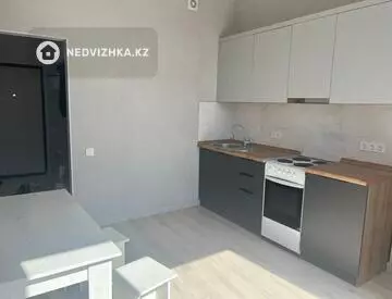 3-комнатная квартира, этаж 2 из 5, 70 м², на длительный срок