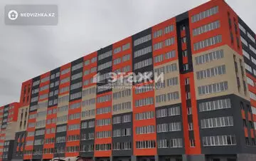 1-комнатная квартира, этаж 2 из 10, 37 м²